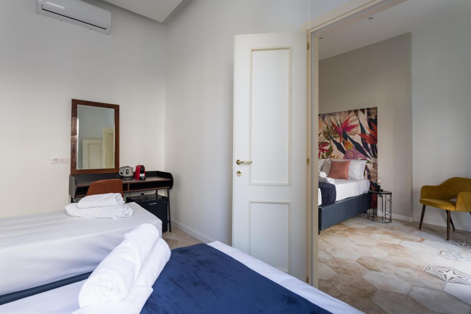 Casa Mancini Hotel เนเปิลส์ ภายนอก รูปภาพ